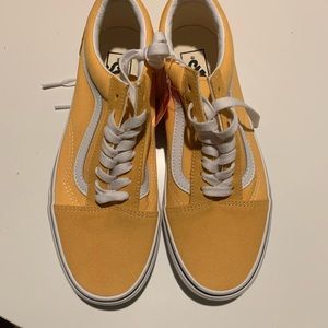 Vans Flax color/true white Old Skools size 8